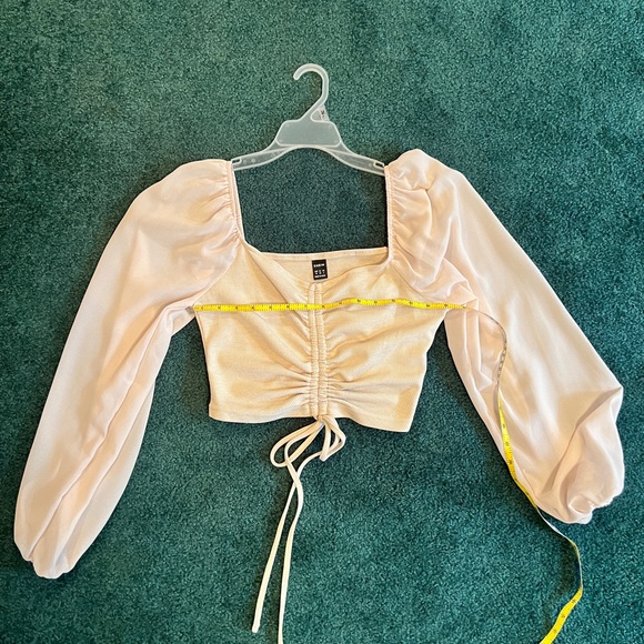 Peasant style long sleeved crop top - Picture 1 of 5